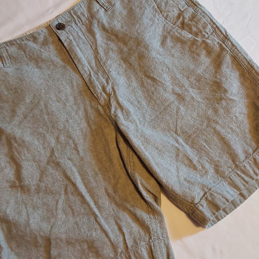 J.Crew Gramercy Mens Linen-Cotton Blend Shorts Size 35 w/ 8in Inseam Light Green